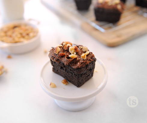 Chocolate Hazelnut Baby Cakes