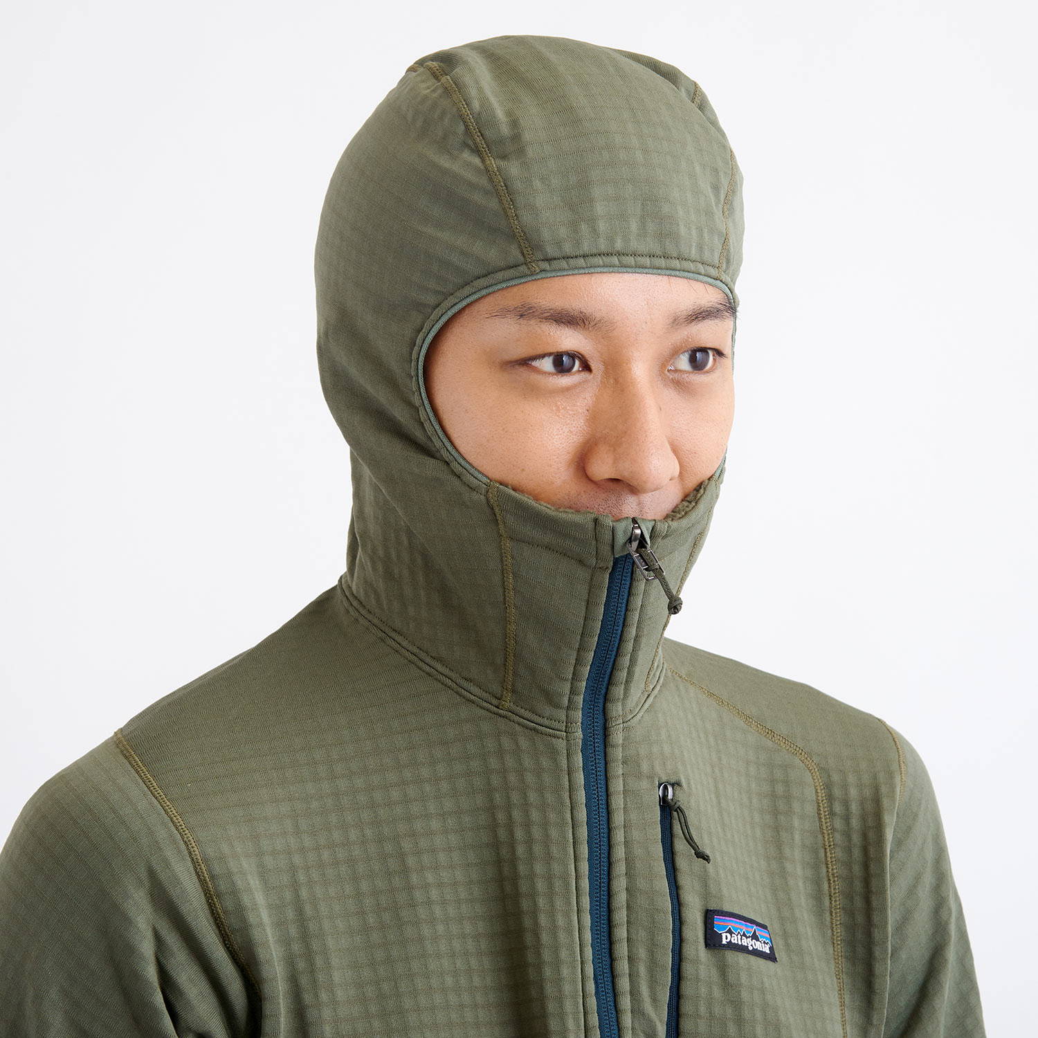 patagonia（パタゴニア）/R1フルジップフーディ/カーキ/MENS