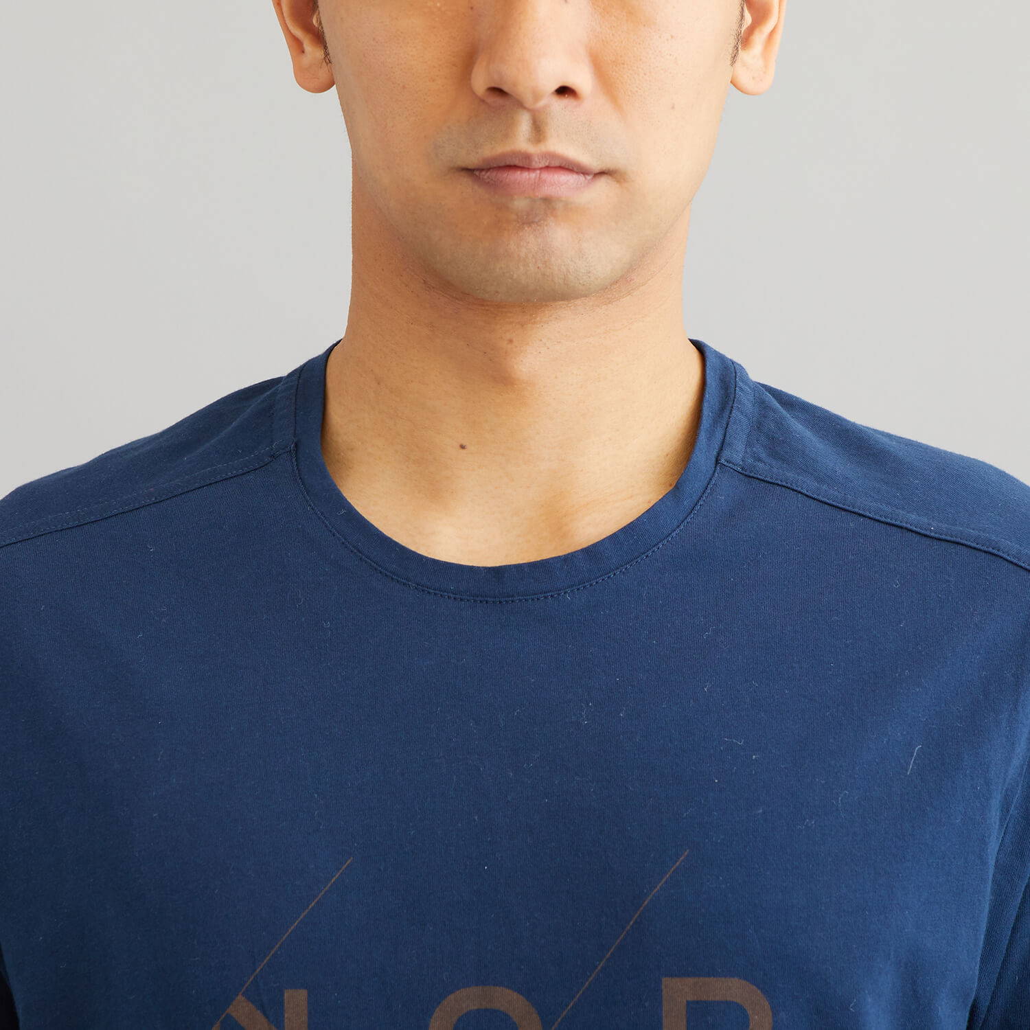 NORRONA（ノローナ）/29コットン スラントロゴTシャツ/ネイビー/MENS