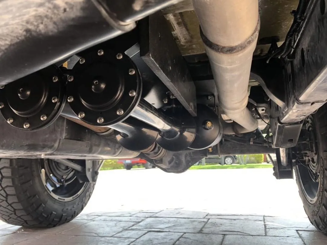 Black Shocker XL train horn bells bracket airlines compressor mounting Omar's 2016 Jeep Wrangler onboard air install detail photo 3