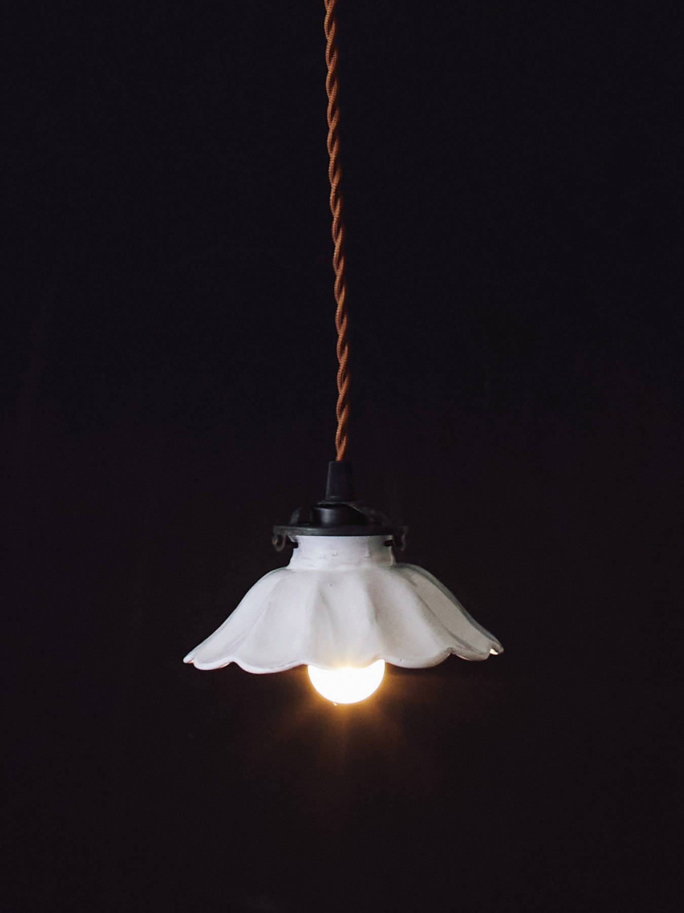 VILLATTE ASTIER ブランドジュリエ ペンダントランプリアンS DE VILLATTE ASTIER ブランドジュリエ ペンダントランプリアンS DE