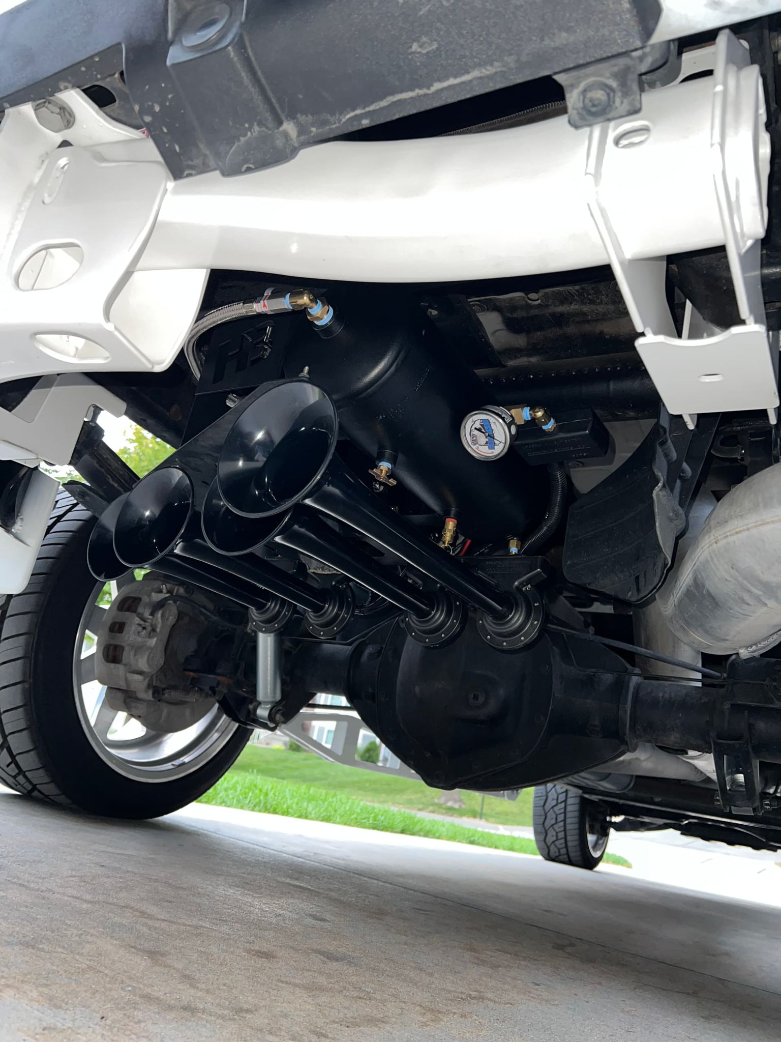 Cade's 2012 GMC Sierra 2500 HD Train Horn Install