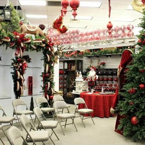 Design Cl Holiday Warehouse - Decorators Warehouse Hours