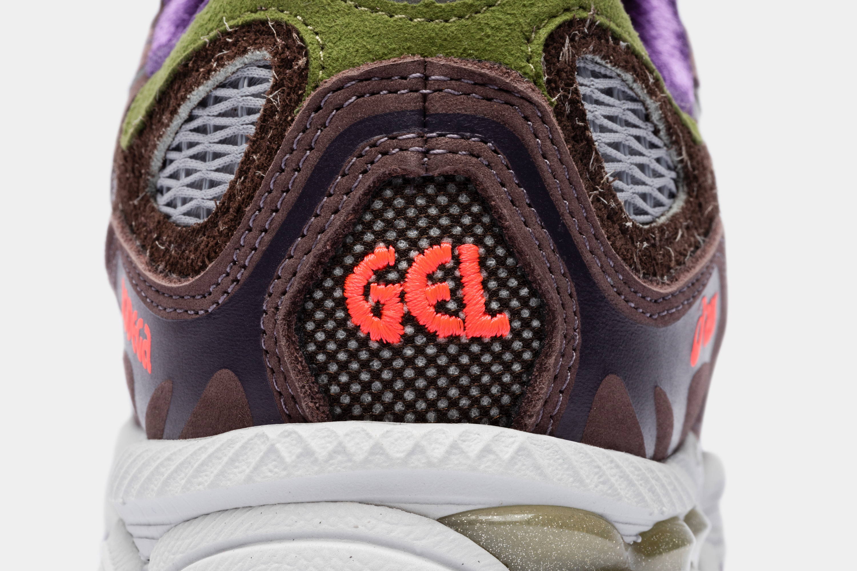 A Closer Look: Bodega x Asics GEL-NYC 