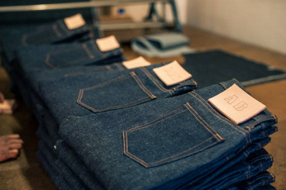 Custom Denim Jeans Manufacturers for All Types