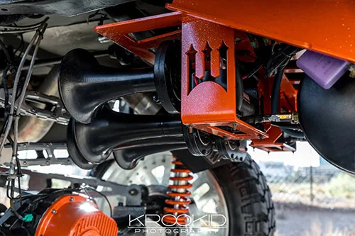  Truck Fever's 2016 Ford F250 Super Duty with HornAir 844K & Nathan AirChime Horns