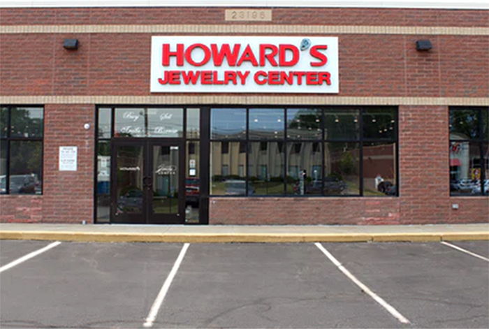 Bedford Heights Howard's Jewelry Store location storefront