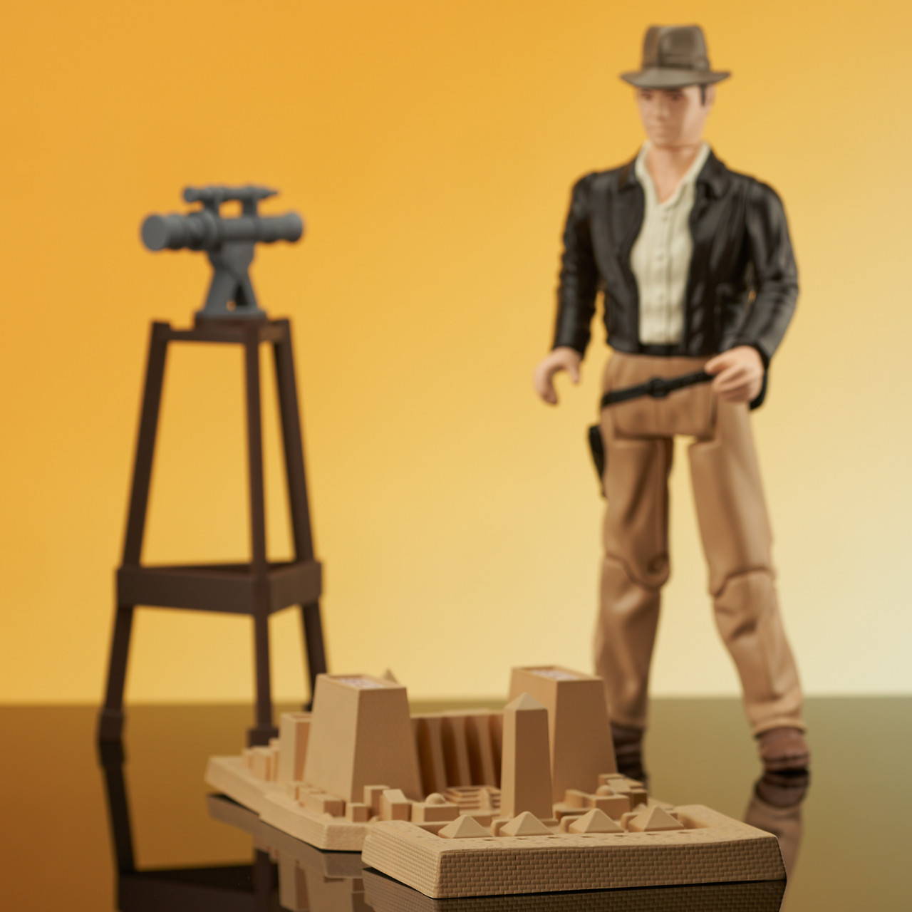 Indiana Jones Jumbo Figure and Map Room Playset