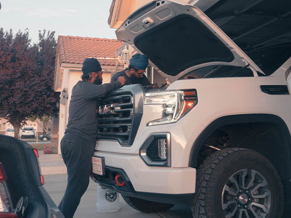 Jagjit's 2021 GMC Sierra 1500 AT4 Train Horn Install