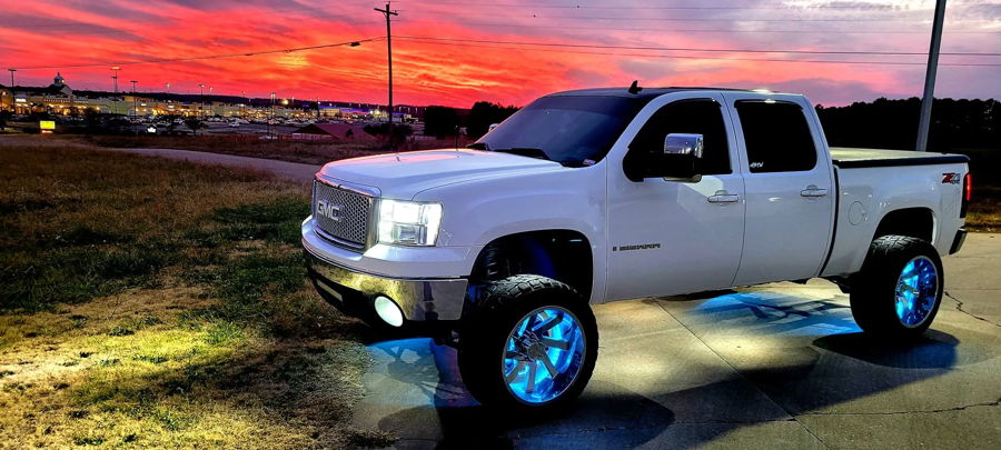Steven's 2007 GMC Sierra 1500 NNBS with Conductor's Special 244K Spare Tire Delete Kit overview photo 1
