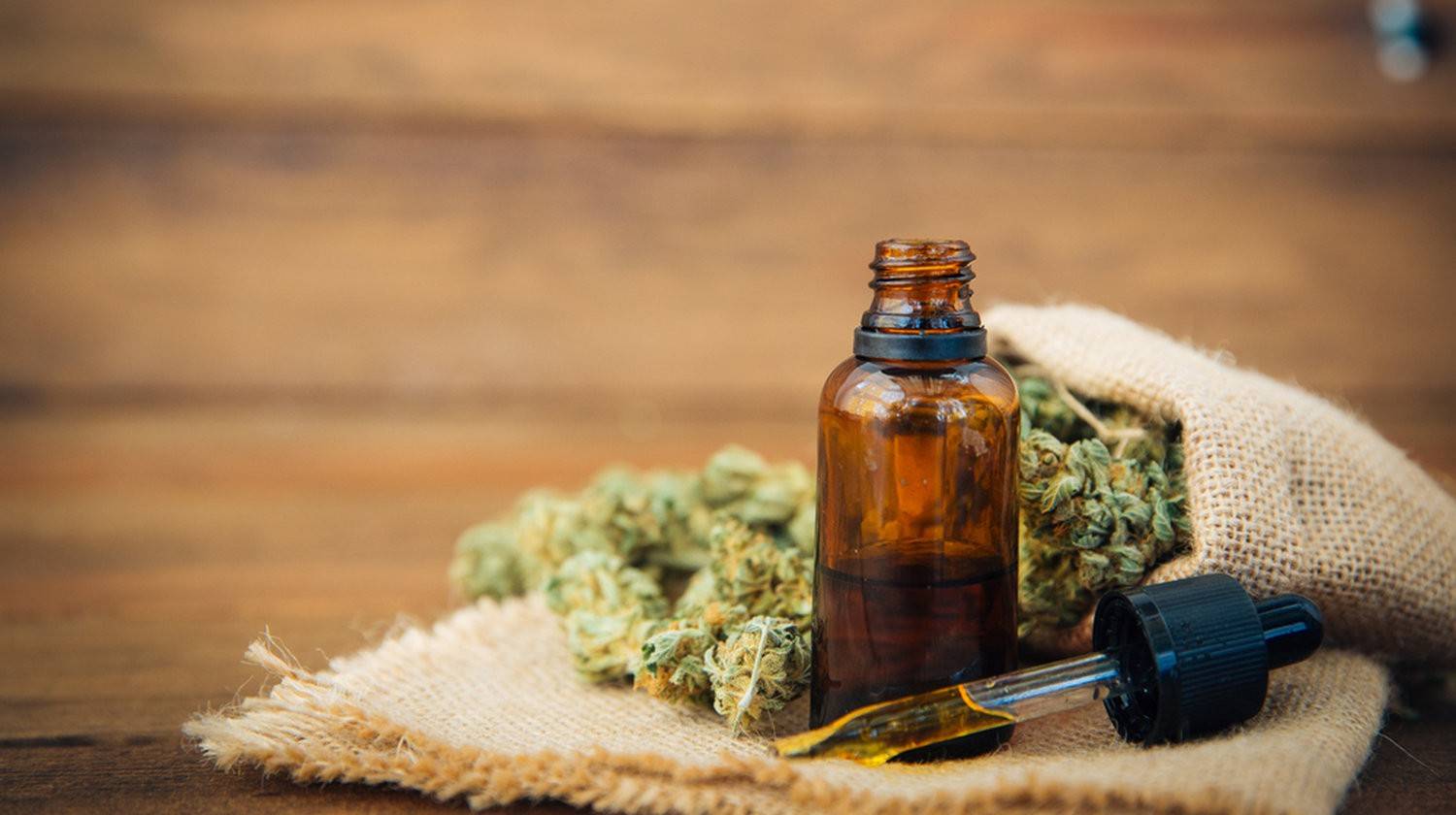 Featured | Essential oil made from medicinal cannabis | Reduce Pain & Inflammation with CBD Oil