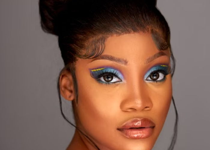 Caring of colored hair extensions