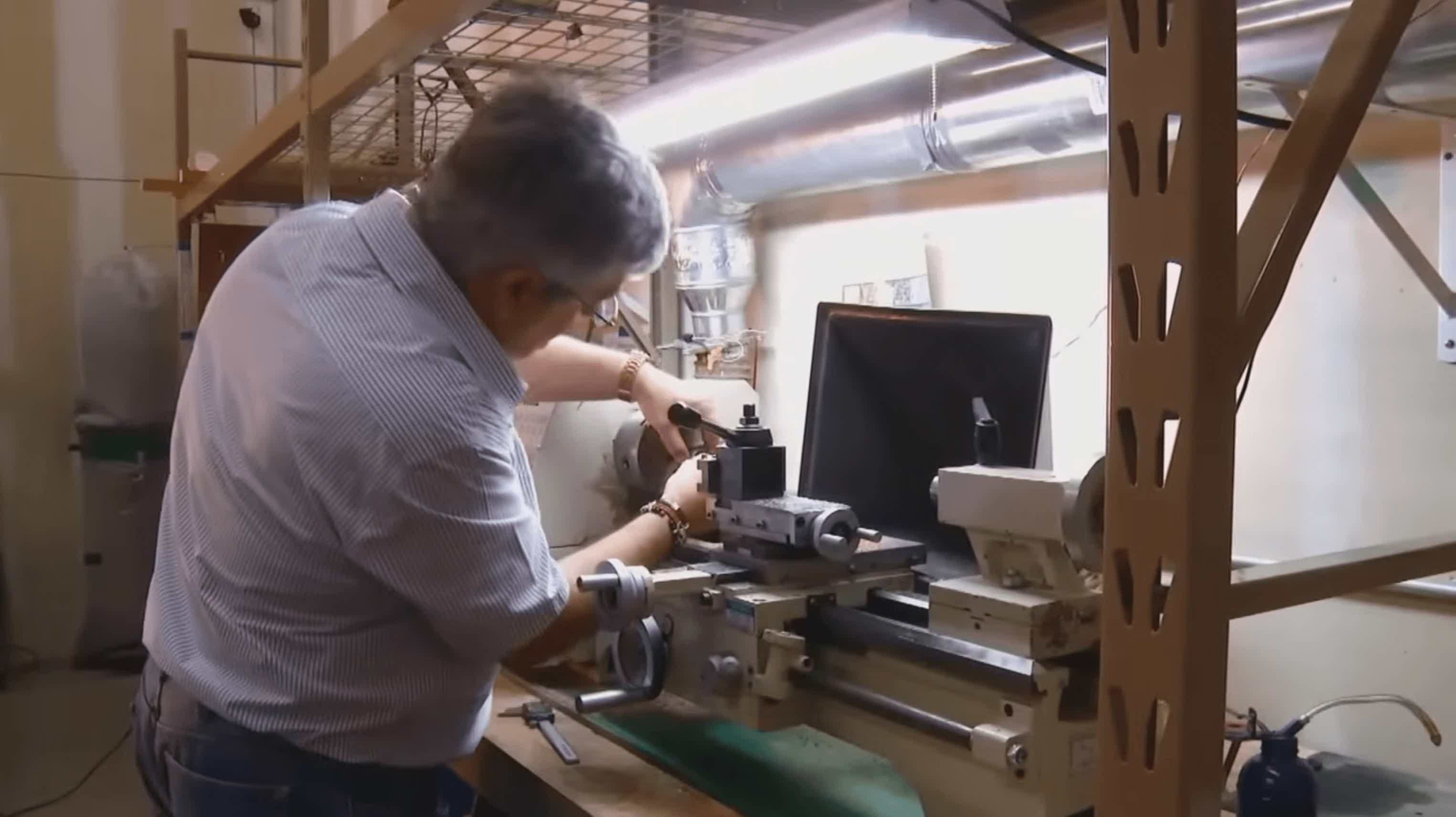 Johan milling a deer antler for an antler ring