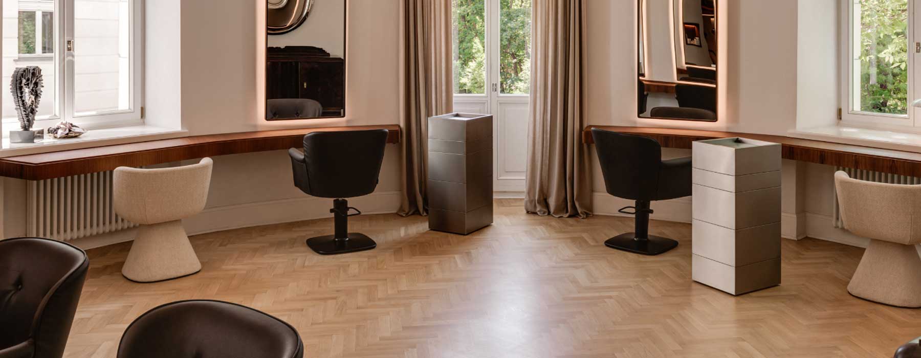 Maletti Salon Furniture