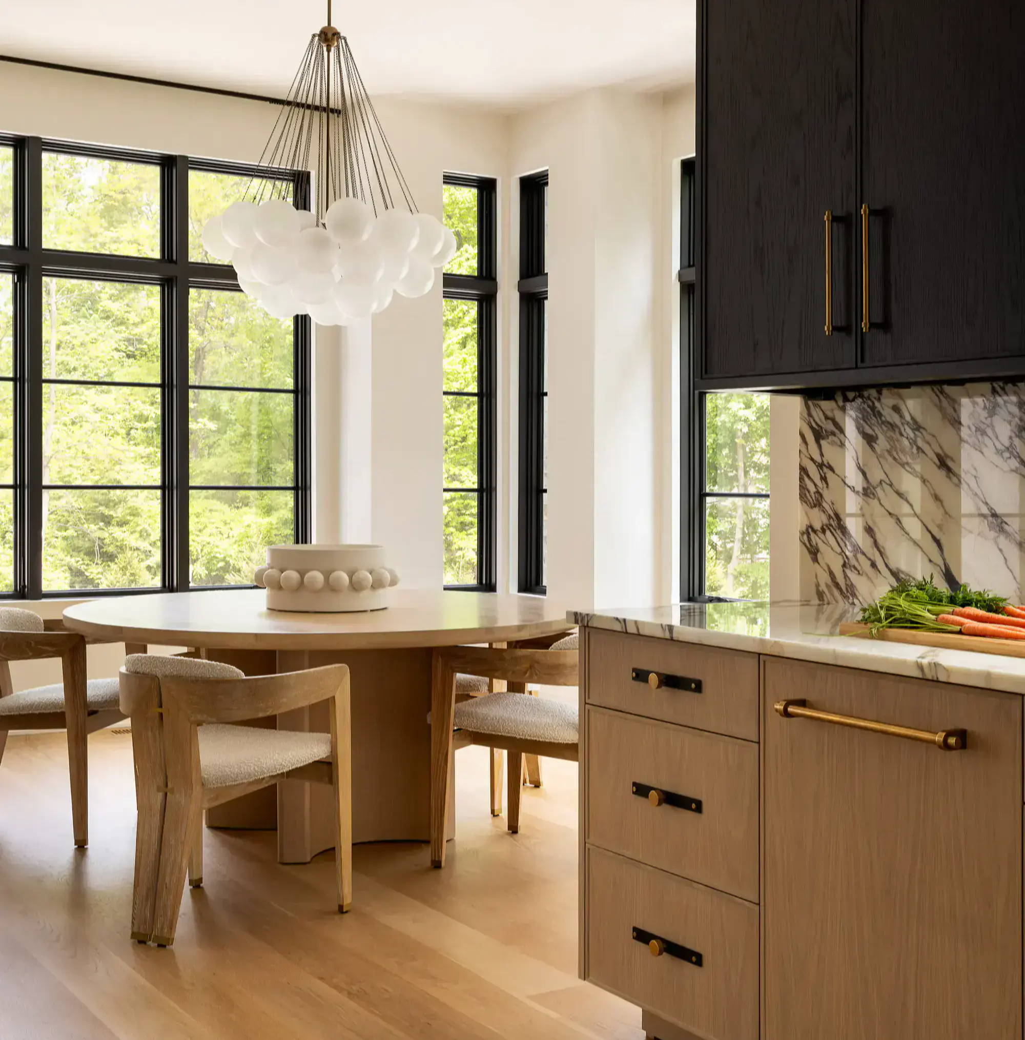 11 Oak Kitchens_Adria Avallone Interiors