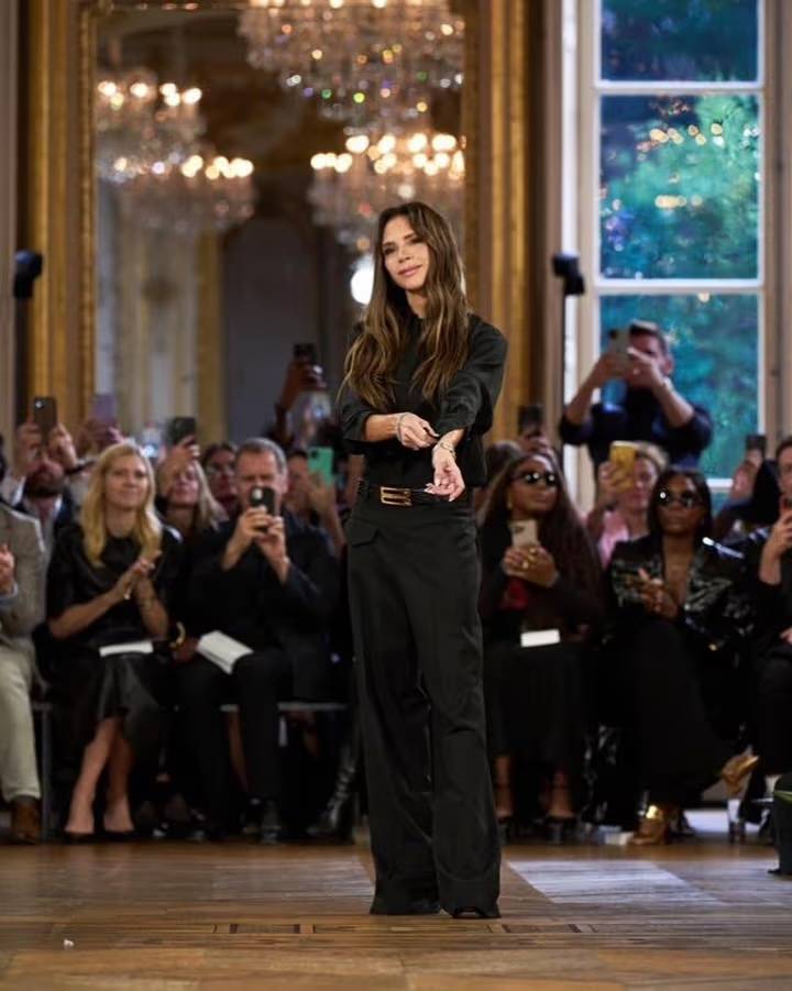 As worn by Victoria – Victoria Beckham Int As worn by Victoria – Victoria Beckham Int