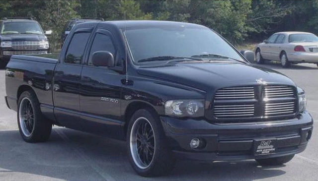 Wayne's Dodge Ram 1500 Train Horn Install