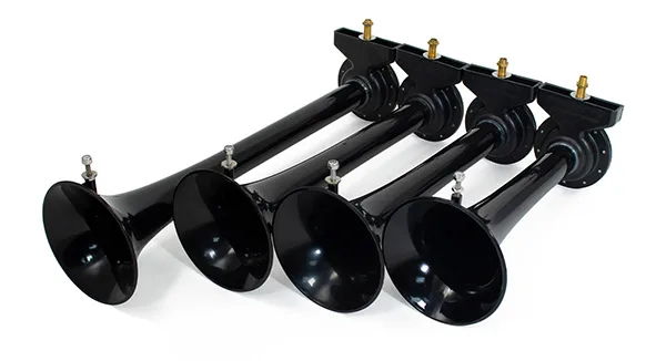 Shocker XL four-trumpet train horns