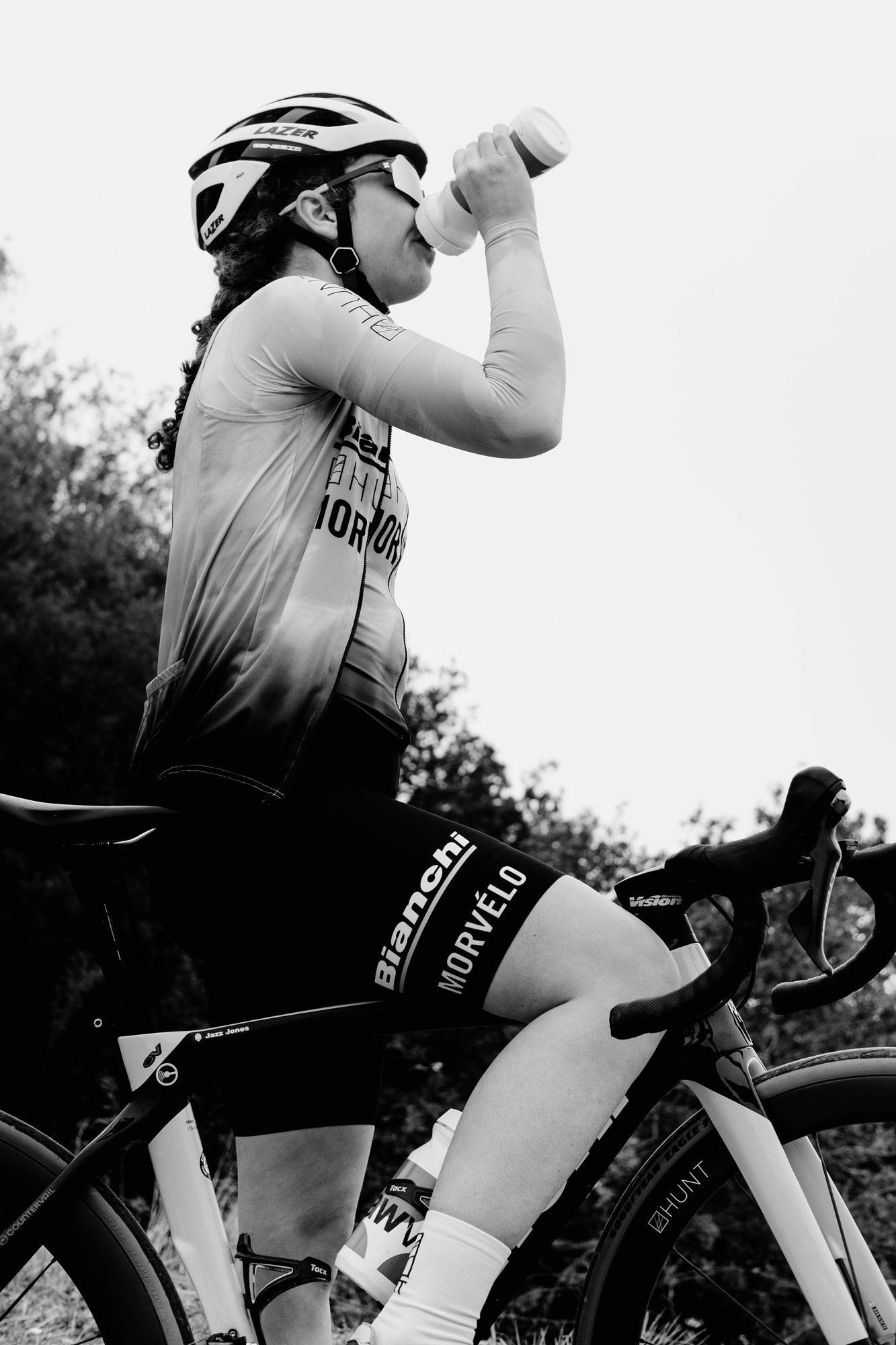 Bianch HUNT Morvelo rider drinking water