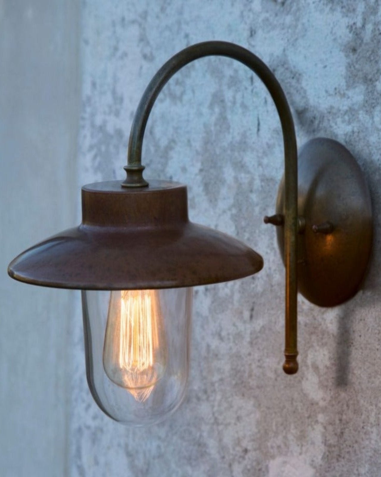 Traditional Pre-Aged Wall Light