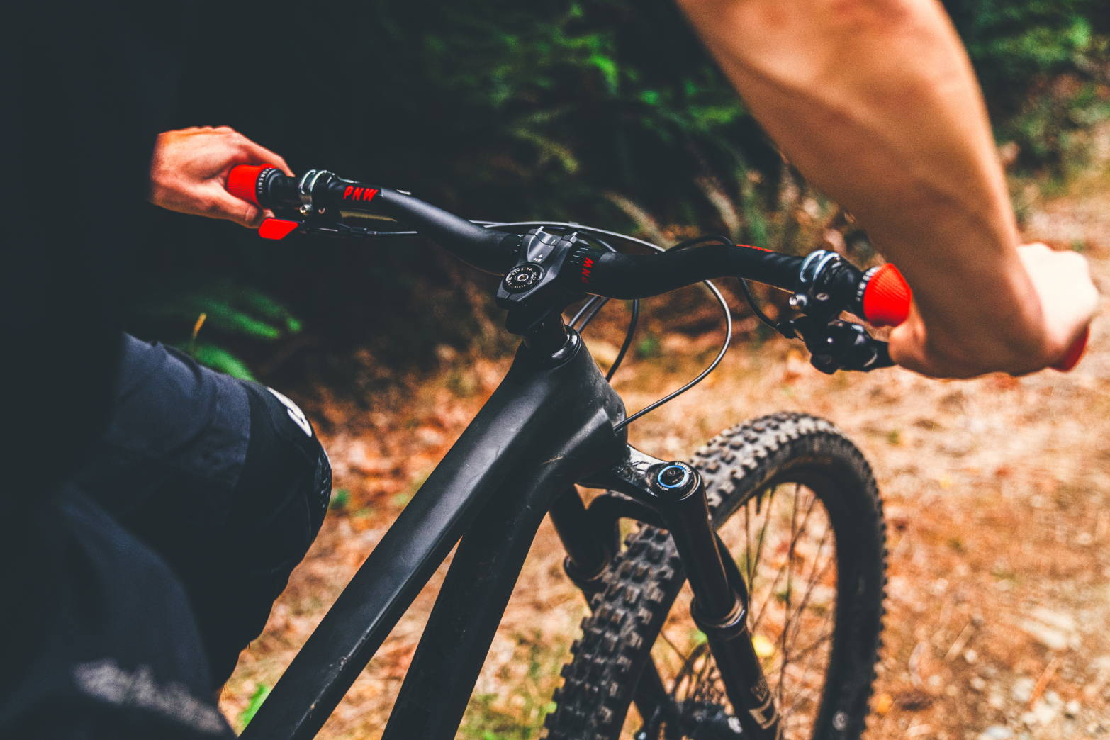 How to find proper MTB handlebar width with PNW Components. 