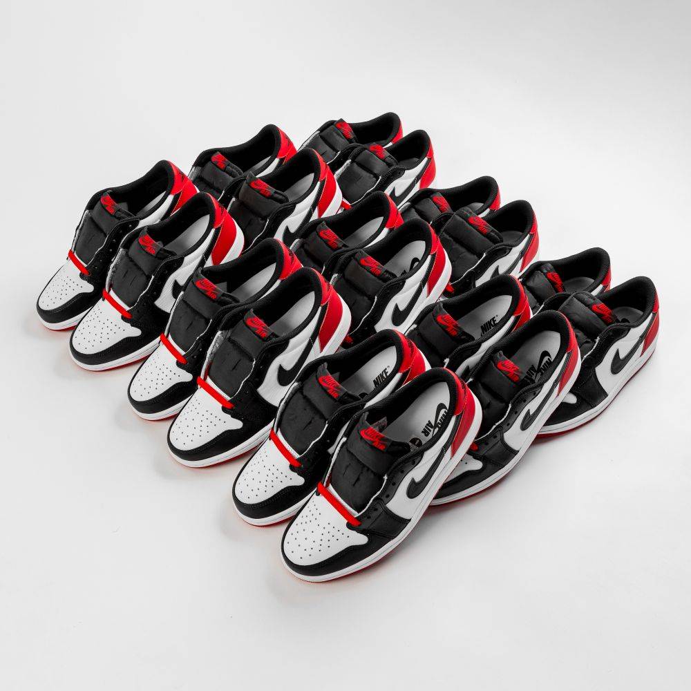 Air Jordan 1 Low “Black Toe” 2