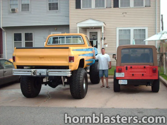 Side profile or rear-quarter Bubba's 1978 Chevrolet K10 HornBlasters dual train horn install gallery photo 3
