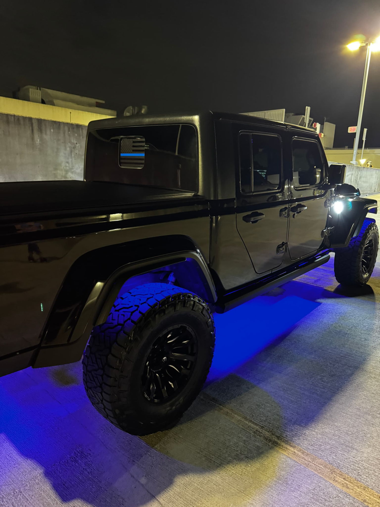 Stephen's 2022 Jeep Gladiator Train Horn Install