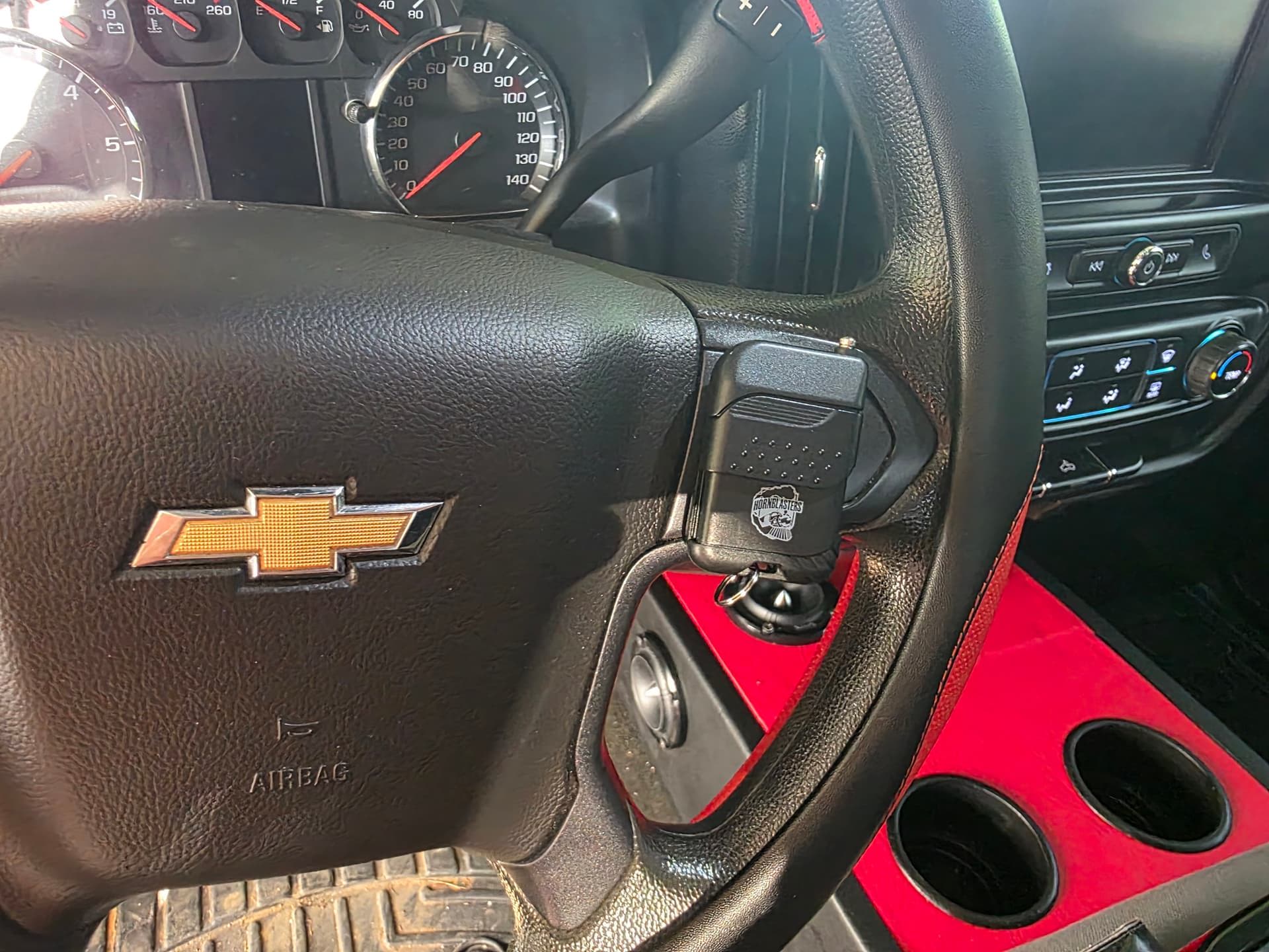 Chris’s 2018 Chevy Silverado with Mini Outlaw Horn Kit