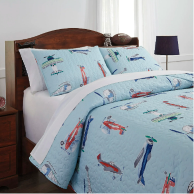 A quilt set for kids