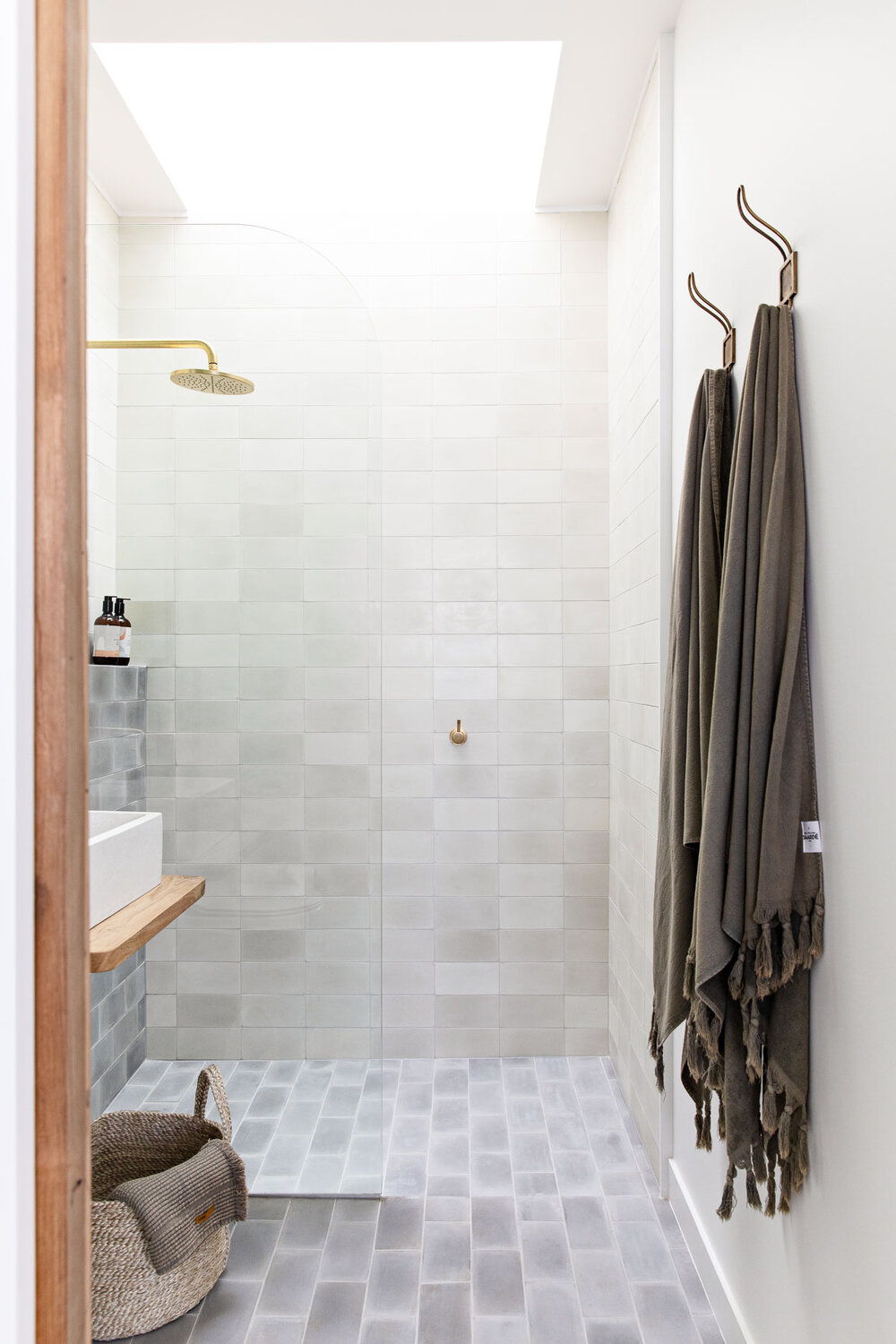 The Pause Soul Homes Collaboration Lighting Collective Interior Design Style Bathroom