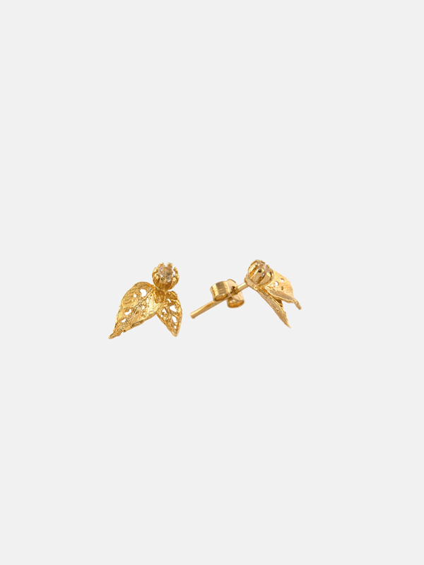 A product image of Alex Monroe's gold Autumn Leaf Stud Earrings.
