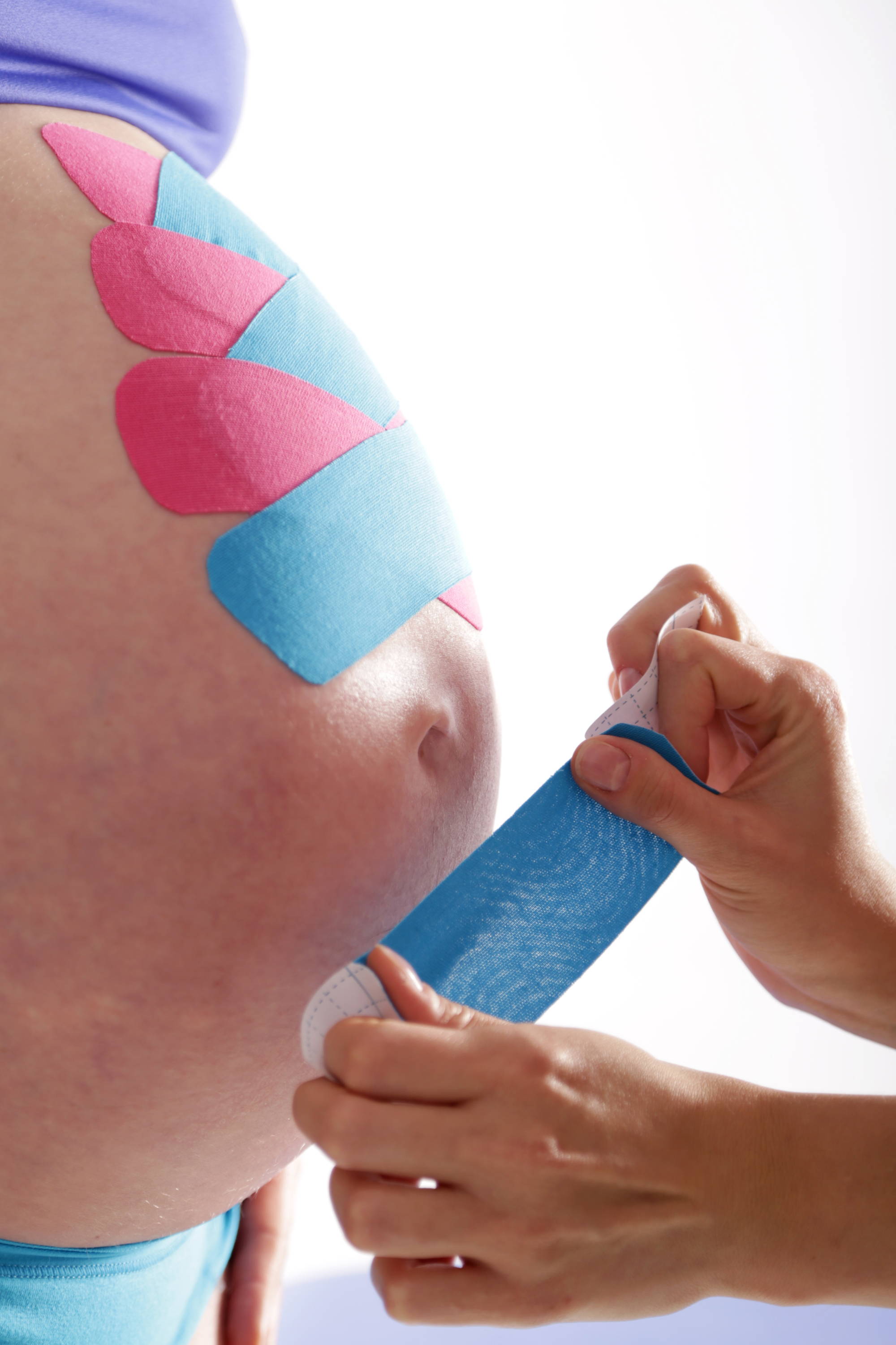 Here's How Kinesiology Taping Techniques Can Help Your Pregnant