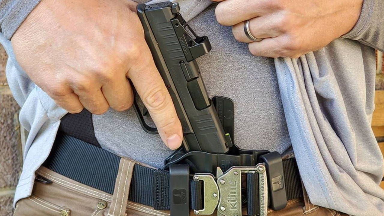 Is Appendix Carry Really That Dangerous?– Bravo Concealment