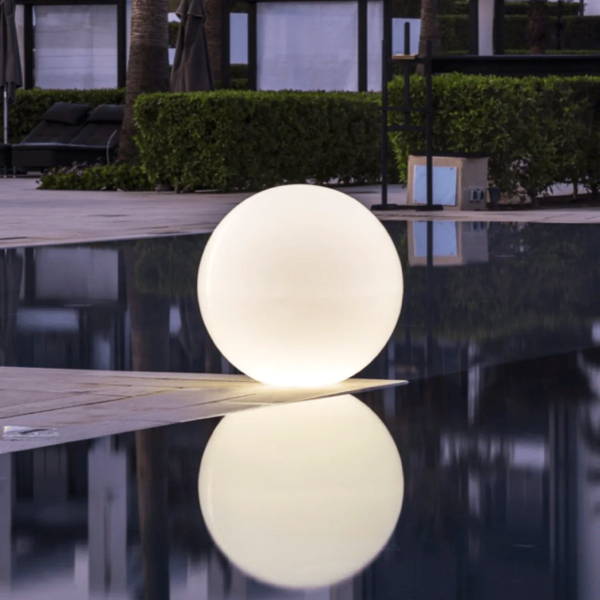 Boxhill's Ball LED Outdoor Waterproof Lamp