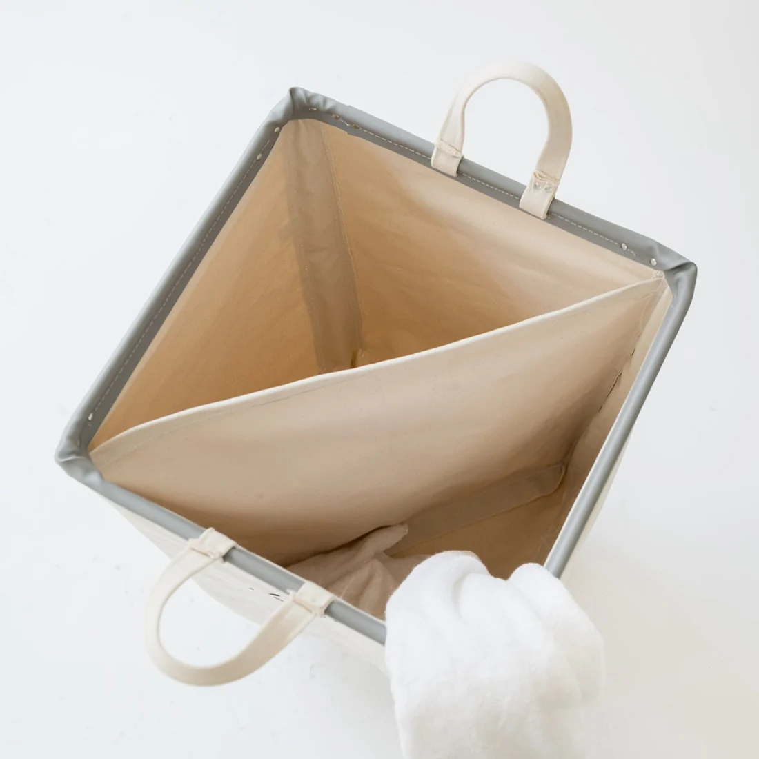 Roll & Sort Laundry Truck, open top view
