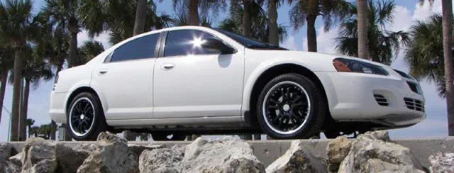 Nate's 2005 Dodge Stratus with Conductor's Special 232 Train Horn Kit overview photo 1