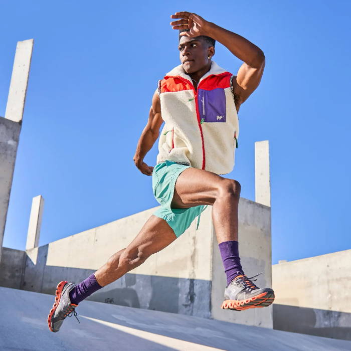 male running in on running shoes