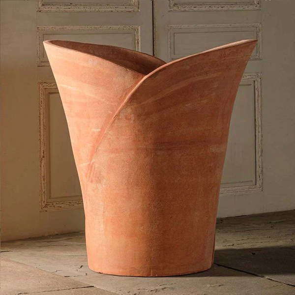 The Italian Terracotta Calla Pot from Boxhill