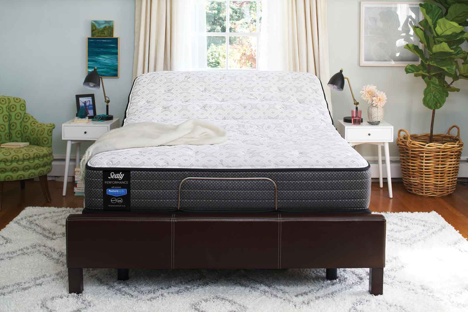 What Are The Pros & Cons For Adjustable Bed Bases?