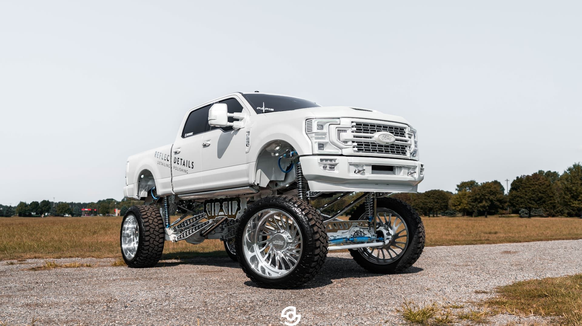 2022 Ford F250 with Admiral 544 Train Horn Kit and Goliath Train Horn Mount installed