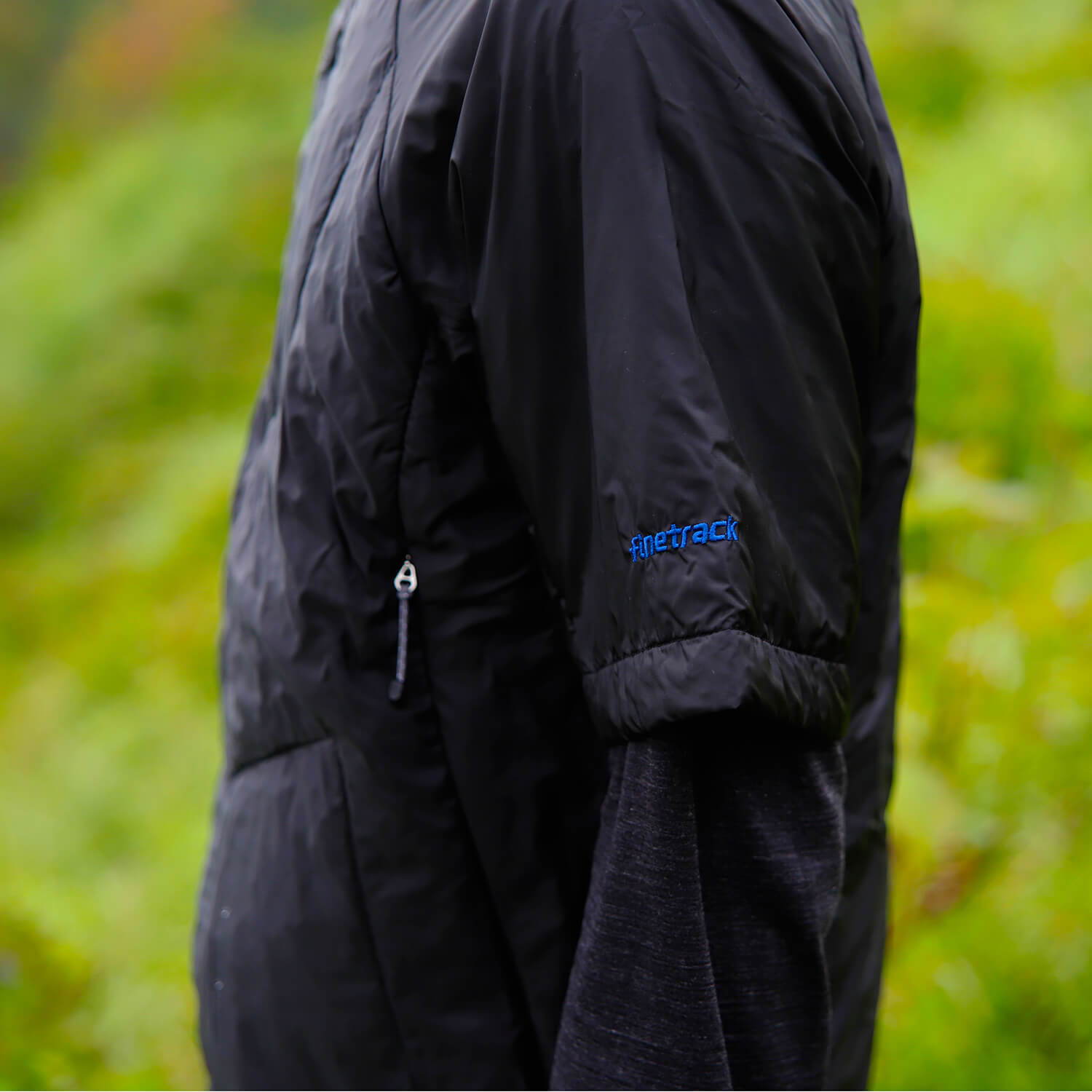 finetrack（ファイントラック ）/ポリゴン2ULハーフスリーブジャケット/ブラック/MENS