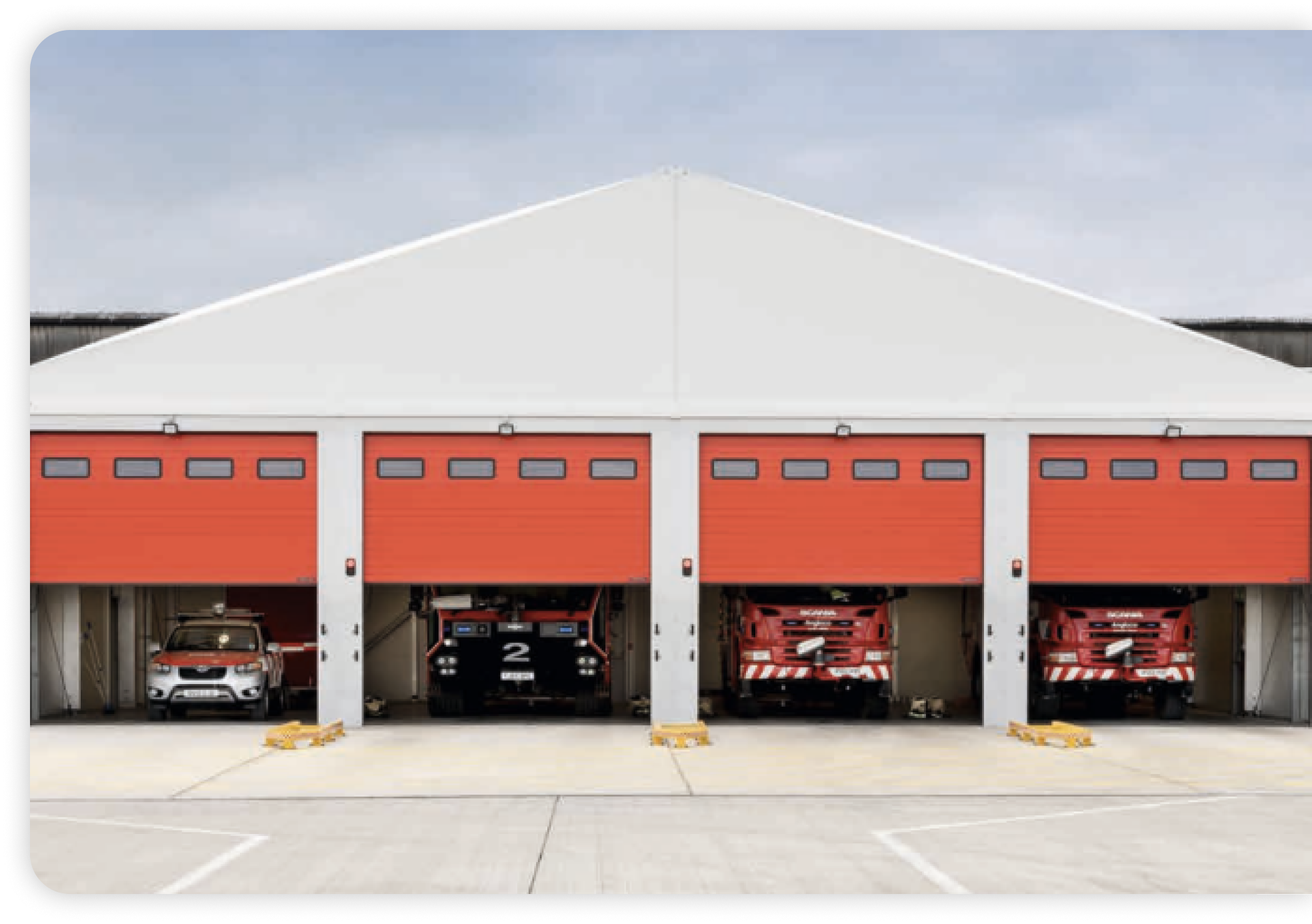 PROspan Smart Warehouse with orange garage doors