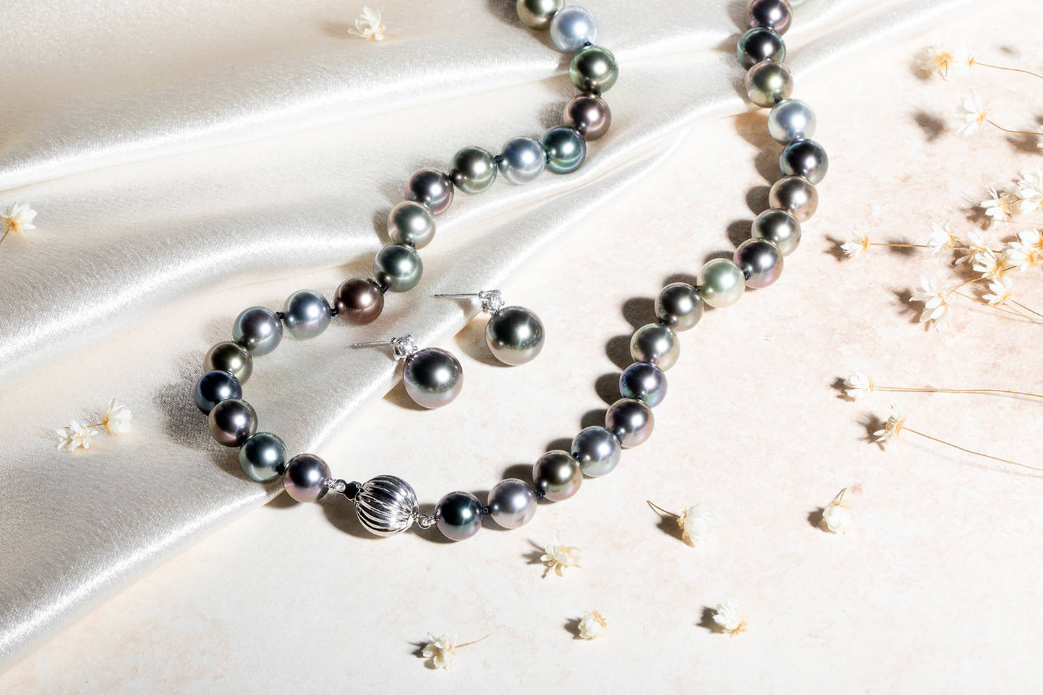 Multi color Tahitian Pearl Necklace with Earrings on Silk Cloth with Tiny White Flowers