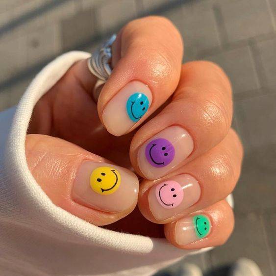 Featured image of post Black And White Smiley Face Nails Pinterest : 1 просмотр 8 лет назад.