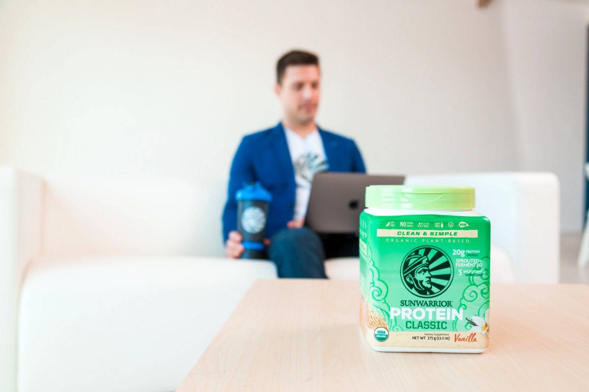 Ambassador Tommy Didario with Sunwarrior protein | Best Protein Pumpkin Smoothie Recipe To Fill You Up This Fall | ground cinnamon