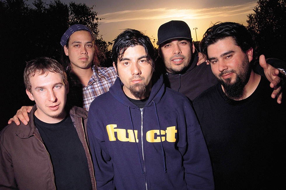 Abile Calma Torna Indietro Nu Metal Bands 2000s Rotazione Preoccuparsi 