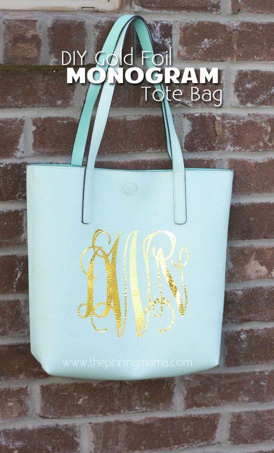 How to Decorate a Tote Bag with Iron on Vinyl - 100 Directions