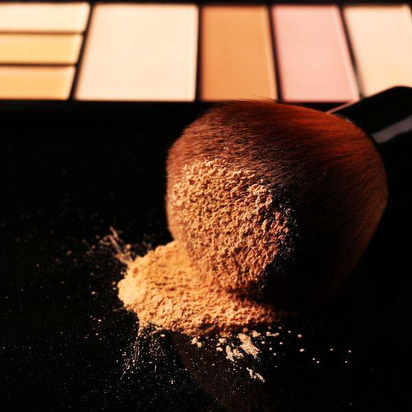 Must-Have Products for Natural Makeup - Soft Blush