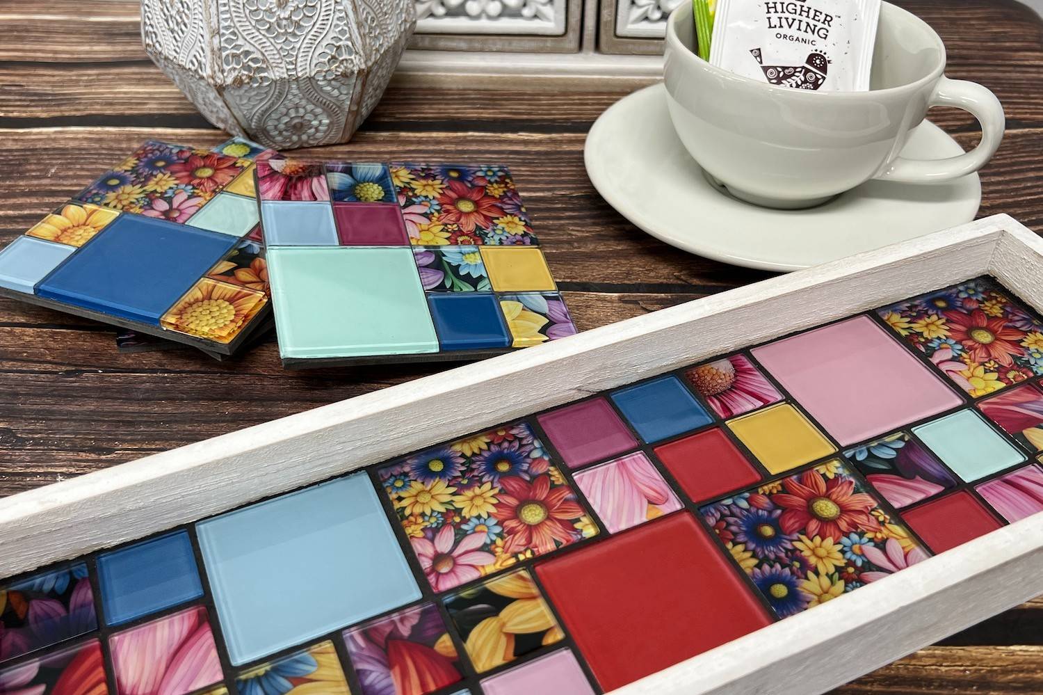 Blooming flowers mosaic tray & Coasters